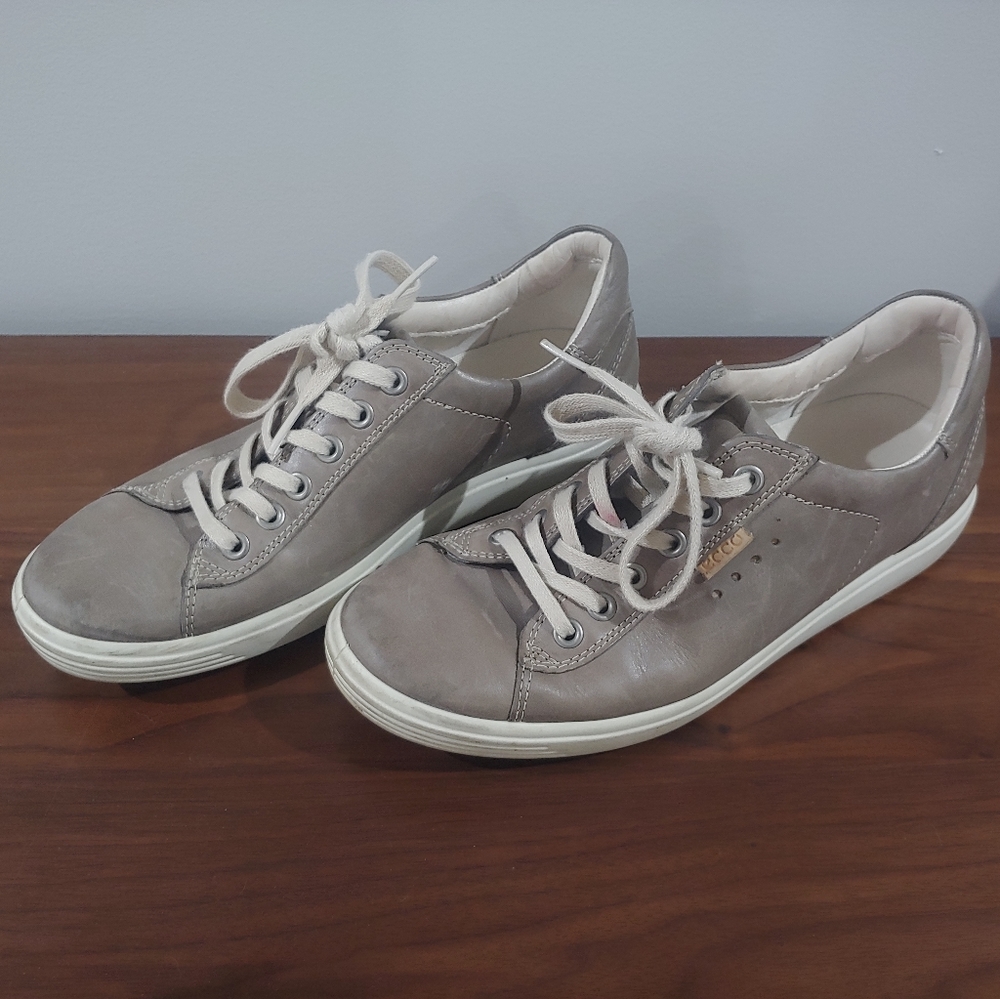 Ecco Leather tennis shoes sz EU37